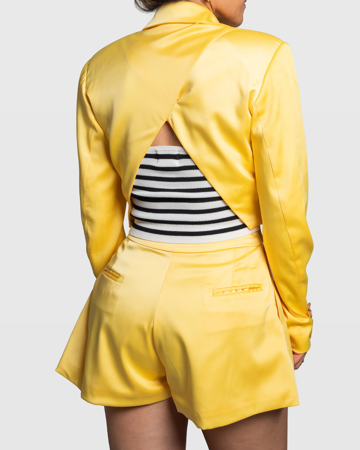 Handmade Yellow Peau de Soie Cropped Blazer with V-Back – Limited Edition Vera Argenti