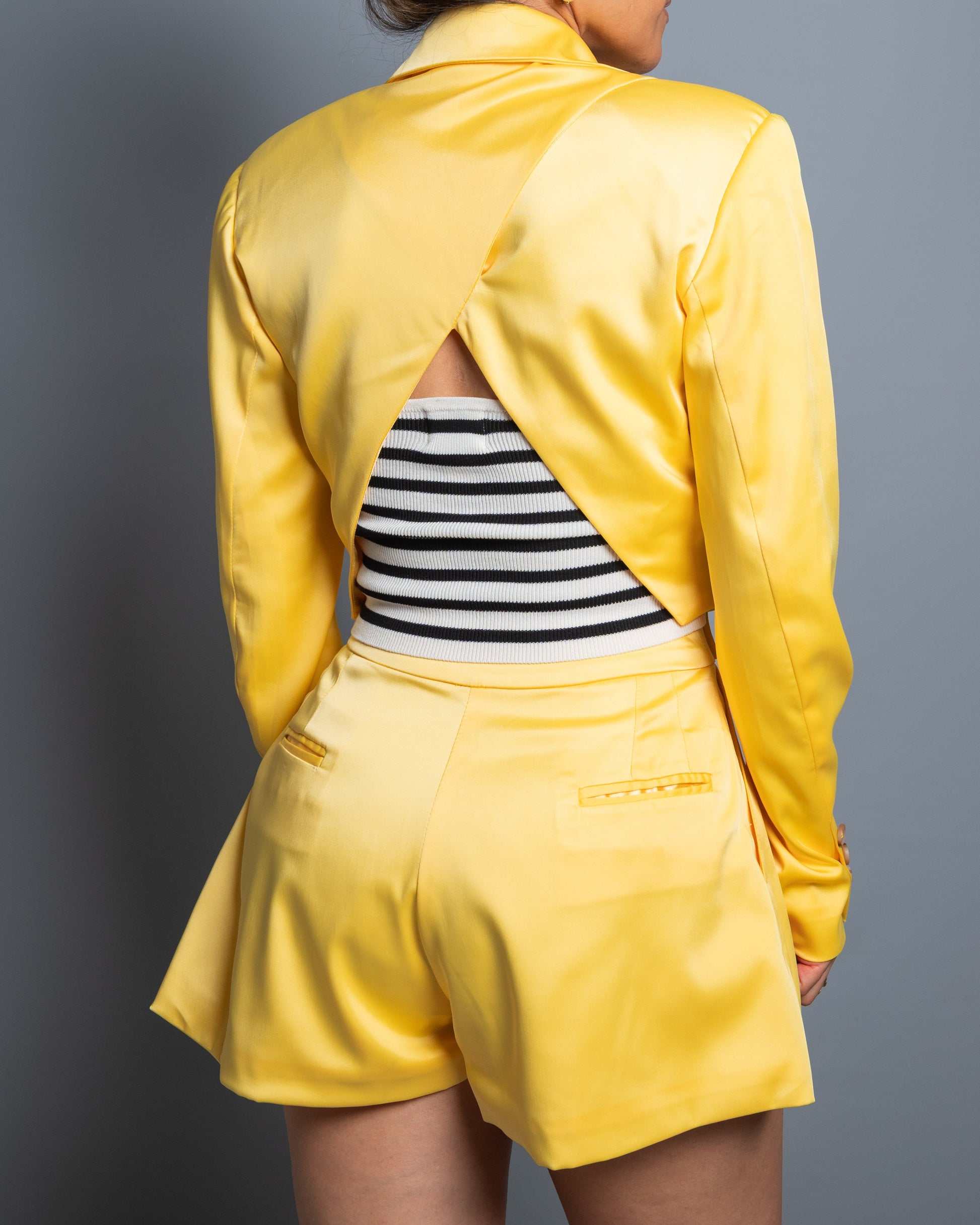 Handmade Yellow Peau de Soie Cropped Blazer with V-Back – Limited Edition Vera Argenti