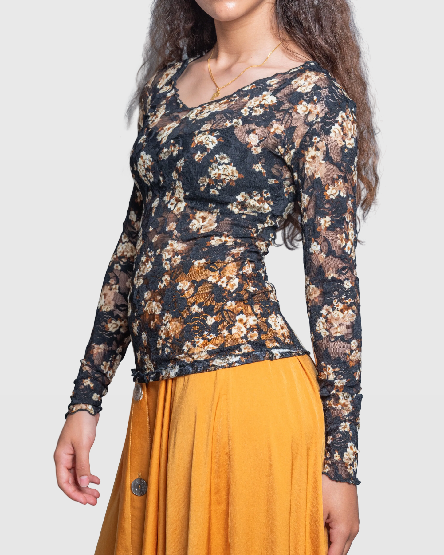 Handmade Mesh Floral Lace Blouse – Elegant Long Sleeve Vera Argenti