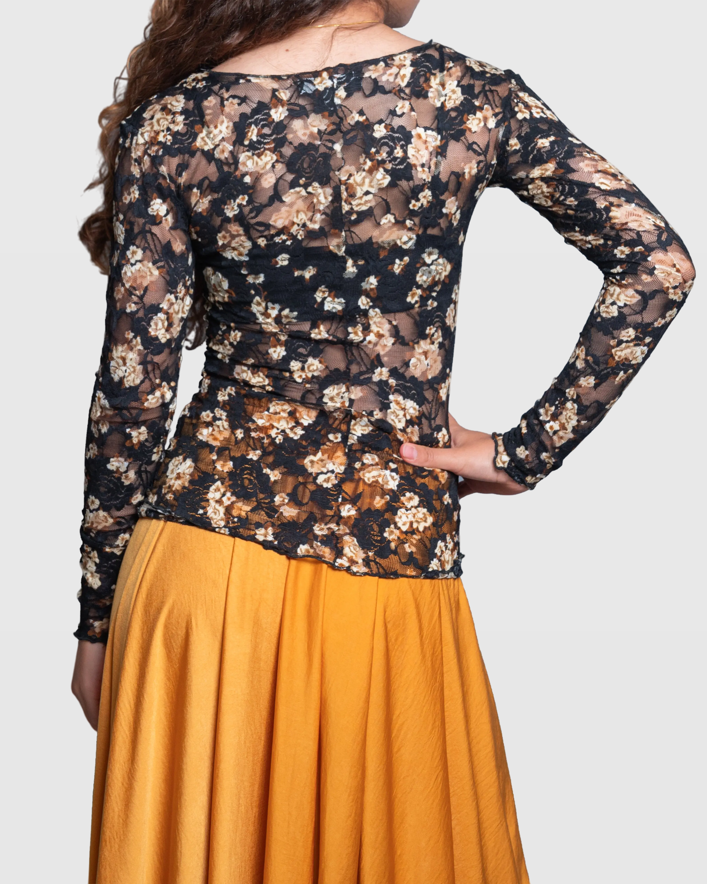 Handmade Mesh Floral Lace Blouse – Elegant Long Sleeve Vera Argenti